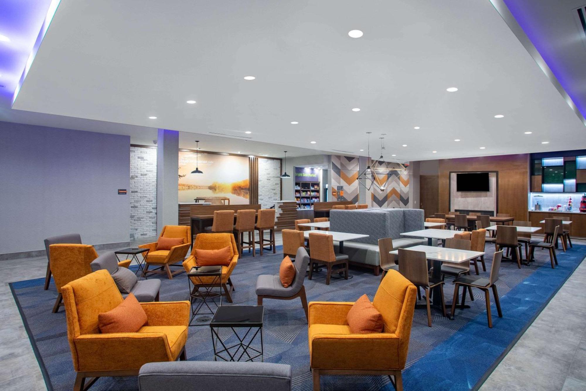 La Quinta Inn & Suites By Wyndham Оксфорд Екстер'єр фото